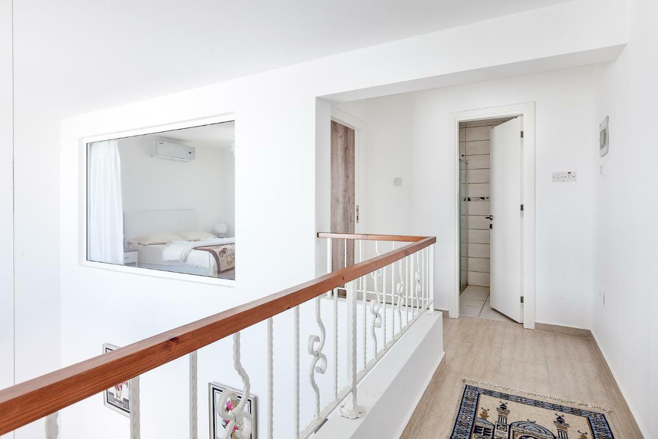 Seaview Selvi Village Apt Vasilia Екстер'єр фото